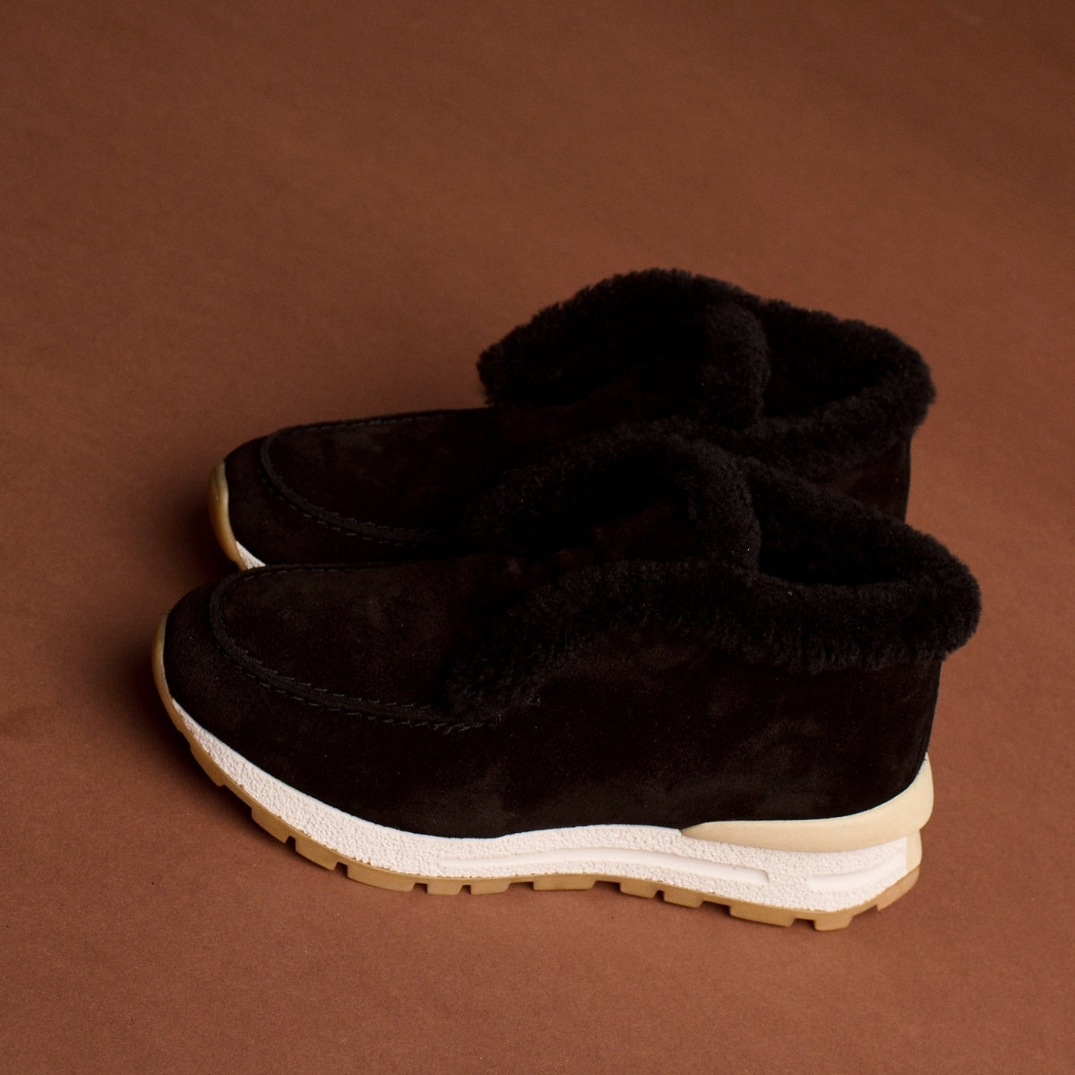 Quinn Sneaker