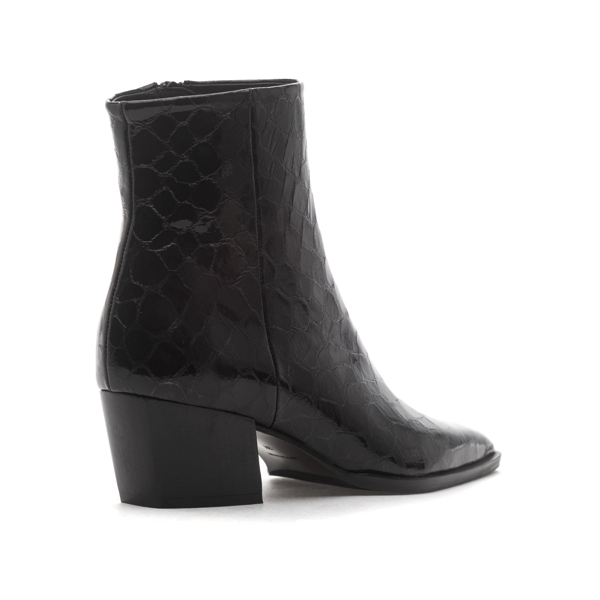 Zev Boot